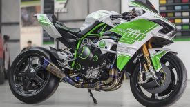 Átépített Kawasaki H2 rendőrmotor