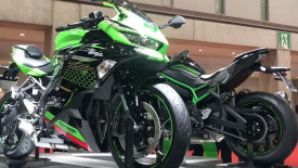 A Tokyo Motor Show-n mutatta be a Kawasaki a Ninja ZX-25R-t