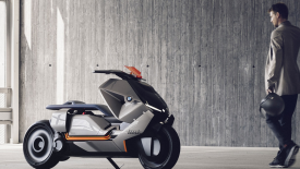 E-robogót mutathat be a BMW az EICMA-n