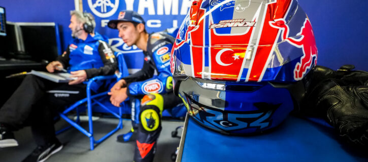 Toprak Razgatlioglu a BMW Motorrad WorldSBK csapatánál folytatja 2024-től